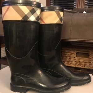 Burberry rain boots